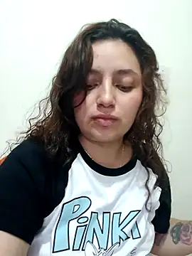 MajoArias online show from 03-29-26, 04:12