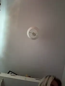 Bethanymaex online show from 03-27-26, 04:40