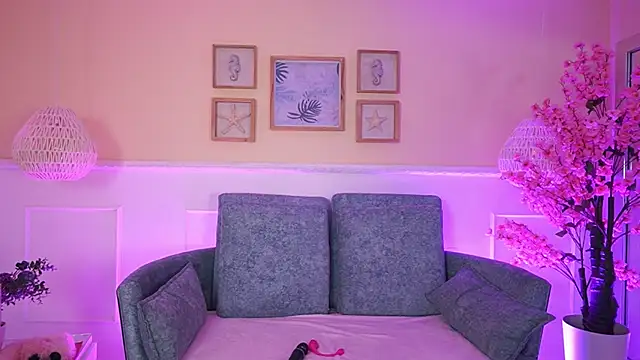 ElectraJonesX online show from 03-31-26, 11:32