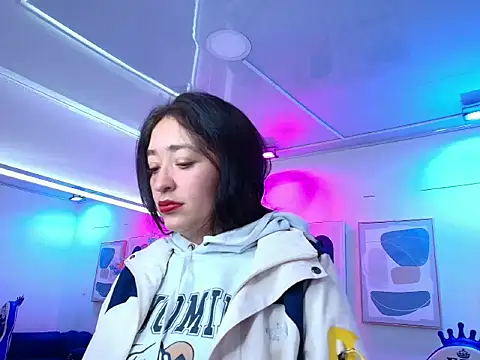 Alanna  scott online show from 04-07-26, 04:02