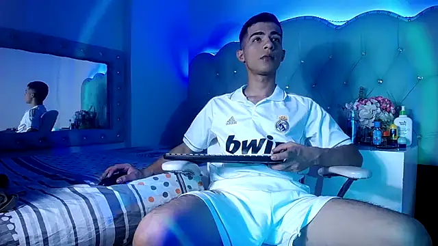 Apolo Richards online show from 03-17-26, 07:39