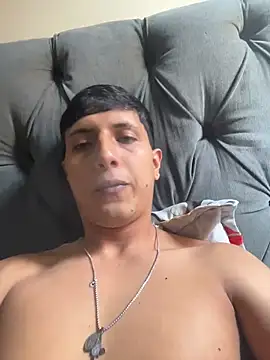 Snapshot of jaysimons11 chatting on 03-21-26, 08:01 jaysimons11 online show from 03-21-26, 08:01