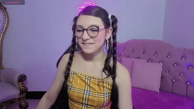 MAHYRA TAY online show from 04-13-26, 08:47