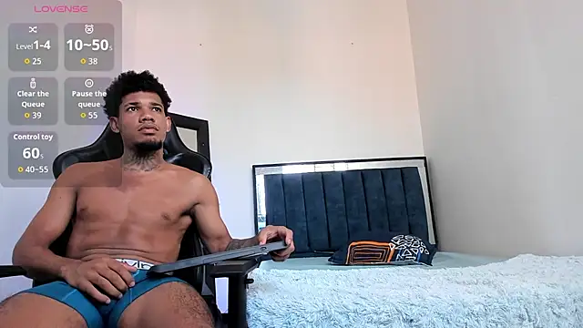 Nehemiaa boy online show from 03-03-26, 08:59