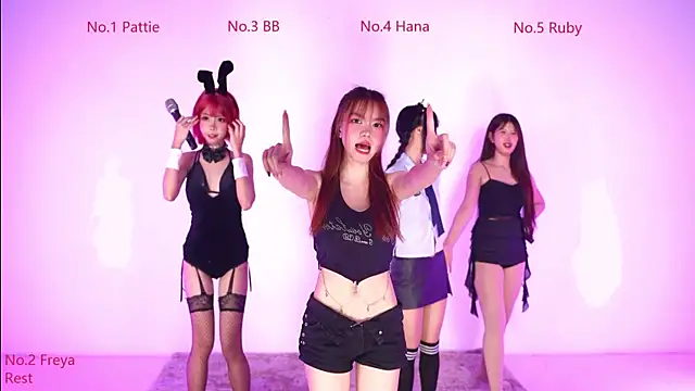 Snapshot of Believe-girl chatting on 03-30-26, 12:17 Believe-girl online show from 03-30-26, 12:17