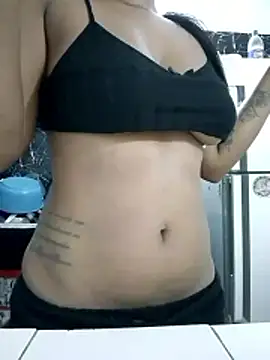 Zoe Renata online show from 04-18-26, 10:19