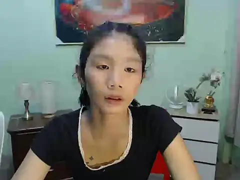 Snapshot of littlemikay chatting on 07-15-26, 12:21 littlemikay online show from 07-15-26, 12:21