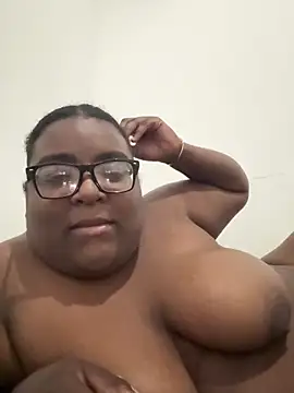 Snapshot of lanegriis1 chatting on 04-15-26, 03:24 lanegriis1 online show from 04-15-26, 03:24