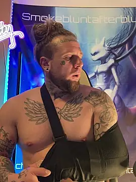 Smokebluntafterblunt online show from 03-09-26, 06:39