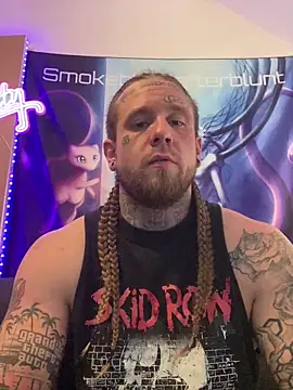 Smokebluntafterblunt online show from 04-17-26, 01:19