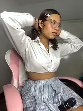 Rylia online show from 03-05-26, 01:29