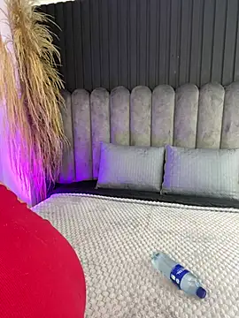 Snapshot of Nanda_vixen_ chatting on 04-13-26, 11:43 Nanda vixen online show from 04-13-26, 11:43