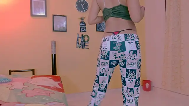 sexiempoderada18 online show from 03-07-26, 08:00