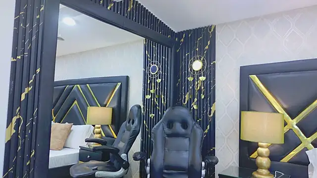 LaurenHazell online show from 03-28-26, 03:39