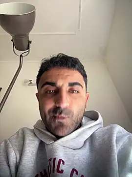 elia2711 online show from 03-28-26, 01:00