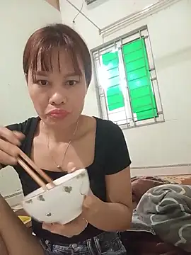 Snapshot of aiai220 chatting on 05-25-26, 01:00 aiai220 online show from 05-25-26, 01:00