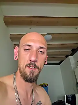 Ninfo920817 online show from 04-25-26, 01:41