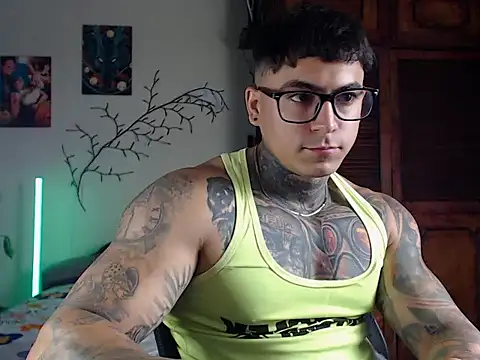 maxstrom111 online show from 04-30-26, 01:06