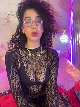 Woo isDaphne online show from 03-30-26, 11:39