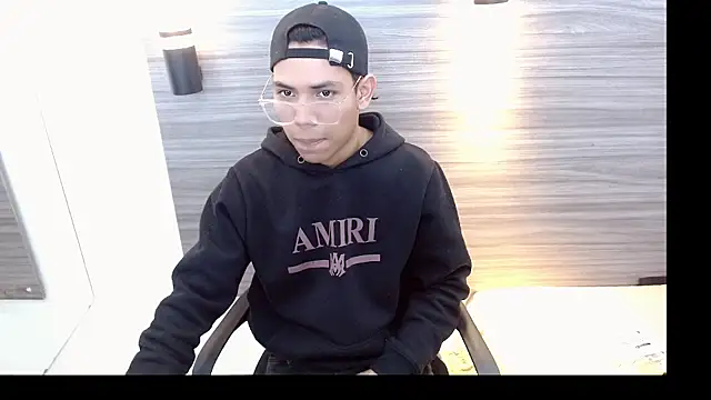 DaviidBuckx  online show from 05-17-26, 08:27