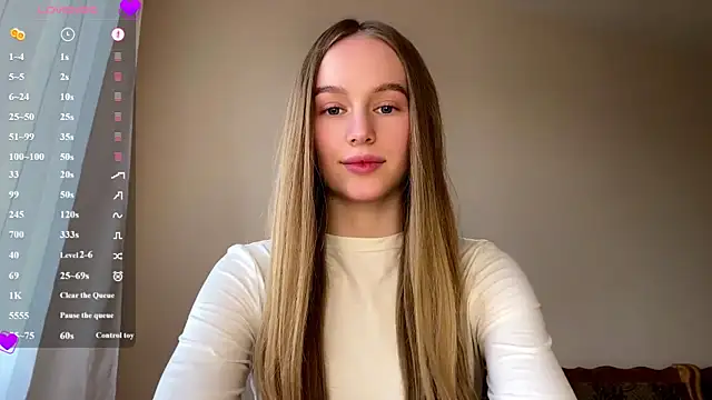 Snapshot of Viktoria_Vibes chatting on 03-15-26, 03:07 Viktoria Vibes online show from 03-15-26, 03:07