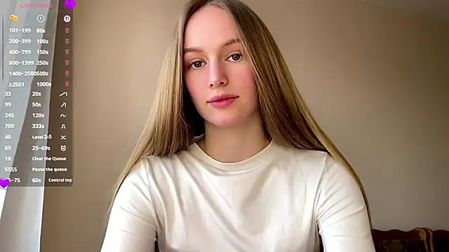 Snapshot of Viktoria_Vibes chatting on 03-27-26, 03:12 Viktoria Vibes online show from 03-27-26, 03:12