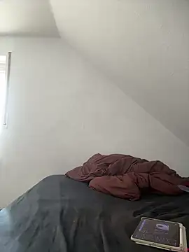 Snapshot of KiaraAmara chatting on 02-15-26, 11:08 KiaraAmara online show from 02-15-26, 11:08