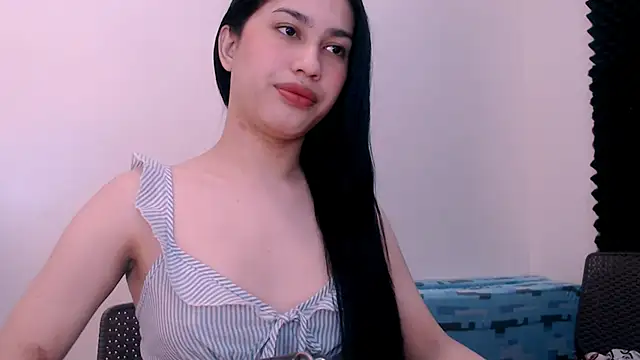 Snapshot of goddess_athena69 chatting on 06-06-26, 04:01 goddess athena69 online show from 06-06-26, 04:01