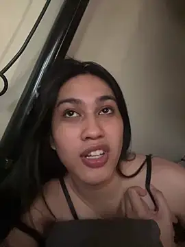 Snapshot of goddess_athena69 chatting on 06-19-26, 03:00 goddess athena69 online show from 06-19-26, 03:00