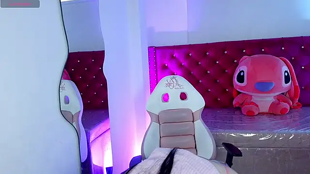 babyy nicols m online show from 04-07-26, 11:54