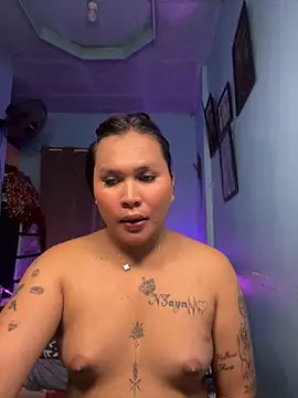 hollynicole online show from 04-23-26, 11:31