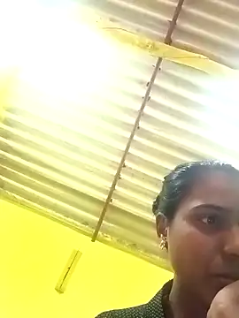 Snapshot of Shivani_39 chatting on 02-09-26, 09:13 Shivani 39 online show from 02-09-26, 09:13