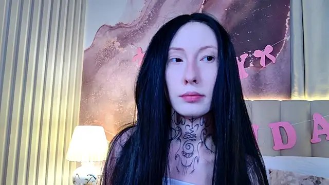 Snapshot of roxy_morrison_x chatting on 07-10-26, 03:33 roxy morrison x online show from 07-10-26, 03:33