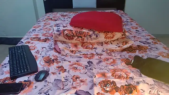 VeronaDimexx online show from 04-18-26, 02:26