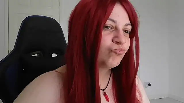 Snapshot of BBWMomma chatting on 04-14-26, 04:13 BBWMomma online show from 04-14-26, 04:13