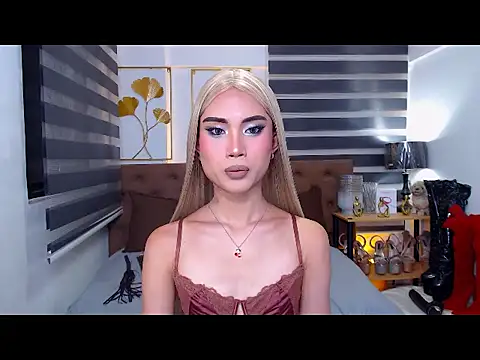 JuicyCockThea online show from 05-31-26, 09:05