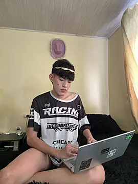 max femboy online show from 03-28-26, 08:30