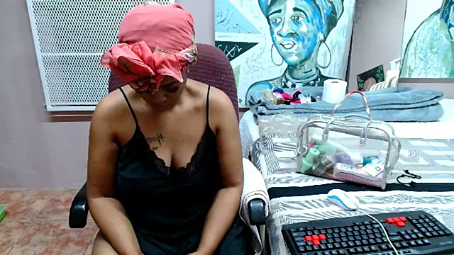 Snapshot of TyraHotxxx chatting on 04-13-26, 04:29 TyraHotxxx online show from 04-13-26, 04:29