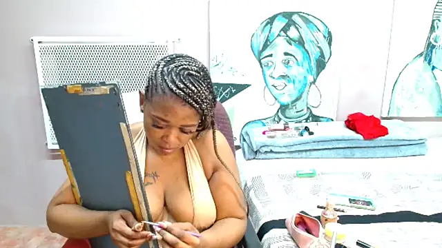 Snapshot of TyraHotxxx chatting on 04-15-26, 06:09 TyraHotxxx online show from 04-15-26, 06:09