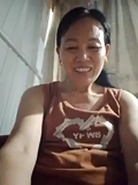 Snapshot of Kiss_love2 chatting on 06-22-26, 03:25 Kiss love2 online show from 06-22-26, 03:25