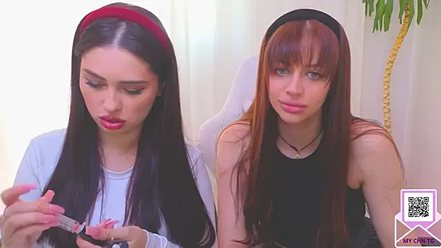 Sofia Plump online show from 04-05-26, 11:07