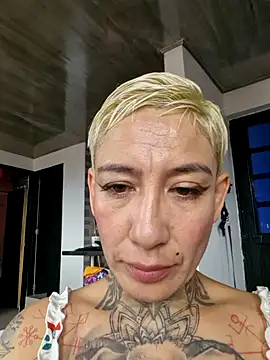 Everlyn sexx online show from 05-29-26, 03:43