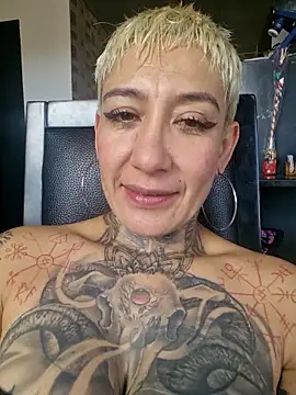 Everlyn sexx online show from 06-01-26, 08:10