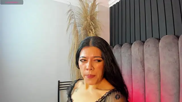 Snapshot of Lanadelrey_1 chatting on 04-01-26, 11:00 Lanadelrey 1 online show from 04-01-26, 11:00