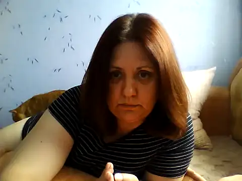 LockyCharm111 online show from 07-04-26, 09:15