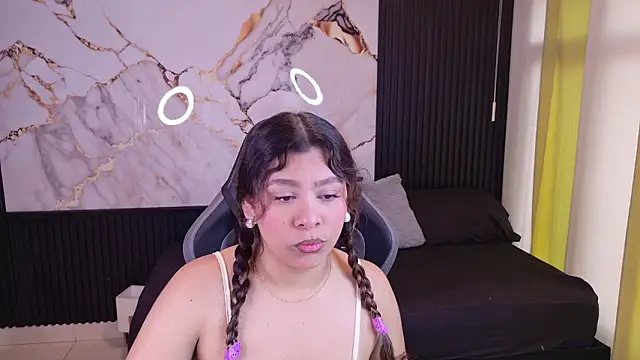 Sophie19   online show from 03-19-26, 12:20