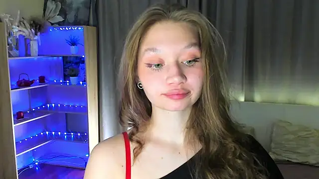 Snapshot of HolliBillig chatting on 04-02-26, 07:11 HolliBillig online show from 04-02-26, 07:11