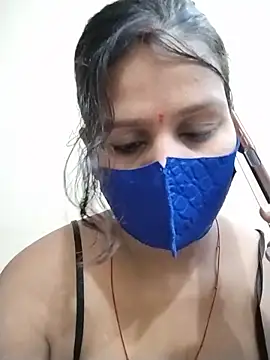 Snapshot of ankita077 chatting on 06-14-26, 04:03 ankita077 online show from 06-14-26, 04:03