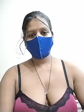 Snapshot of ankita077 chatting on 07-18-26, 11:52 ankita077 online show from 07-18-26, 11:52