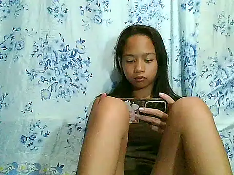 Snapshot of Asianpinay_Skinny1818 chatting on 04-12-26, 10:37 Asianpinay Skinny1818 online show from 04-12-26, 10:37